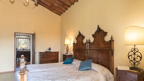 3 bedrooms, iron/ironing board, WiFi
