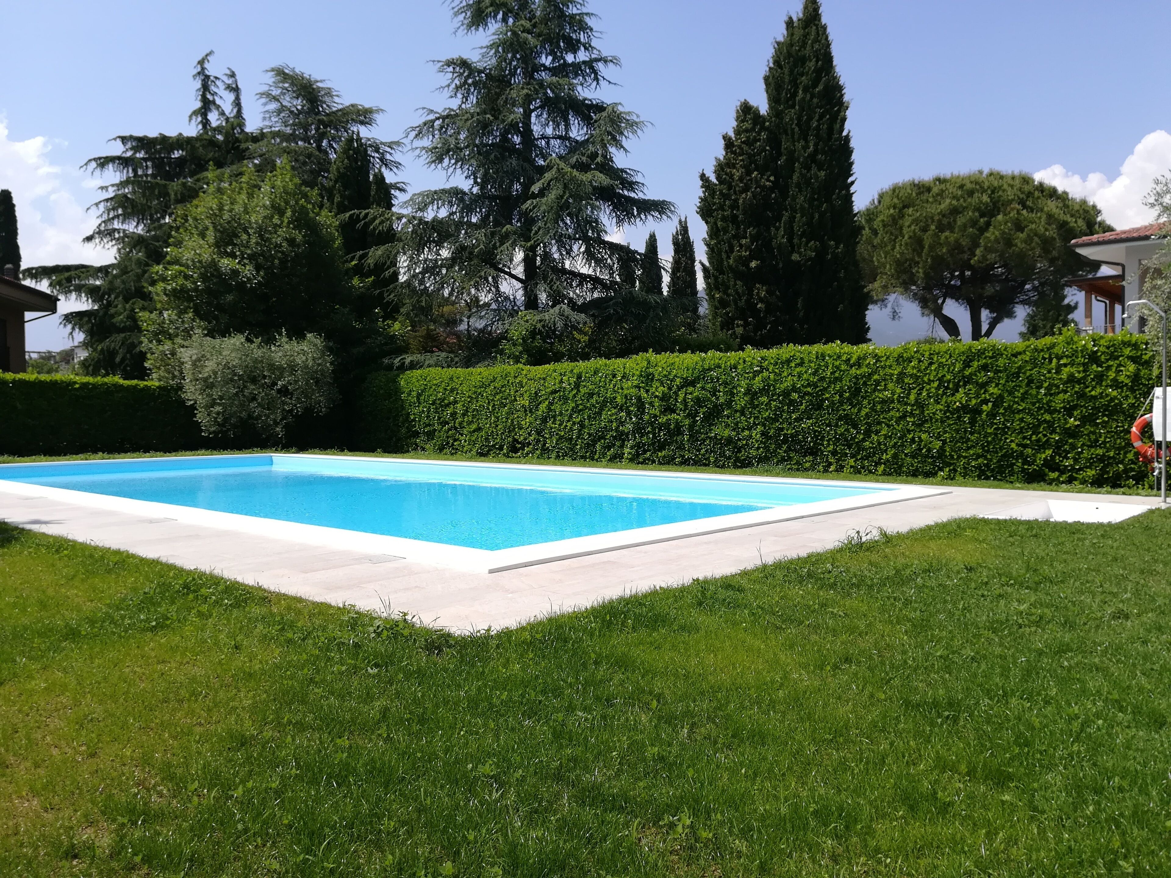 Piscina all'aperto