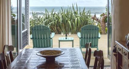 Oakura Beachfront Cottage Escape