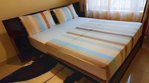 4 Schlafzimmer, Bügeleisen/Bügelbrett, WLAN