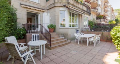 Ondarreta Beach & Terrace License ESS01646