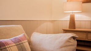 Interior - Rosedale Cottage | sleeps 4 - Hot Tub, Dog Friendly - 5* Gold Award (Pickering)