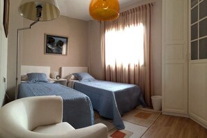 1 makuuhuone, silitysrauta/-lauta, ilmainen Wi-Fi, vuodevaatteet