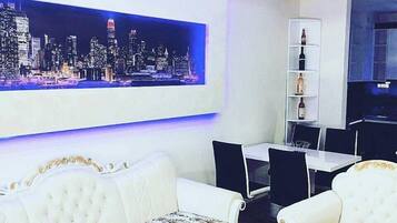 公寓 | 客房内用餐