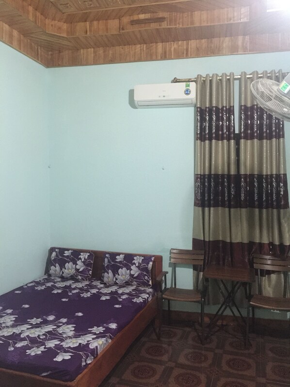 Dubbelrum | Skrivbord, gratis wi-fi och sängkläder