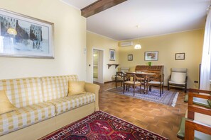 TV, table tennis, books, printers