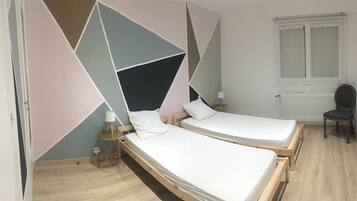 2 chambres, fer et planche Ă repasser, Wi-Fi, draps fournis