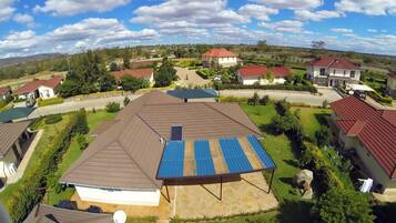 Twin Room in Bungalow | Terrace/patio