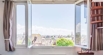 Marie Antoinette by Interhome