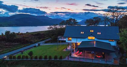 Private 5 â
Luxury House avec bain à remous, mer, nature et détente