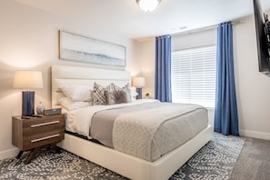 Townhome, Multiple Beds (Desert Solace)