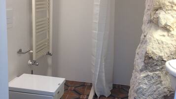 Towels, soap, shampoo, toilet paper