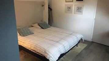 1 chambre, Wi-Fi gratuit, draps fournis