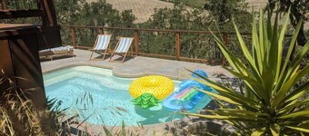 Hideaway House på 30acre Windwood Ranch, privat basseng, vingård utsikt, tennis