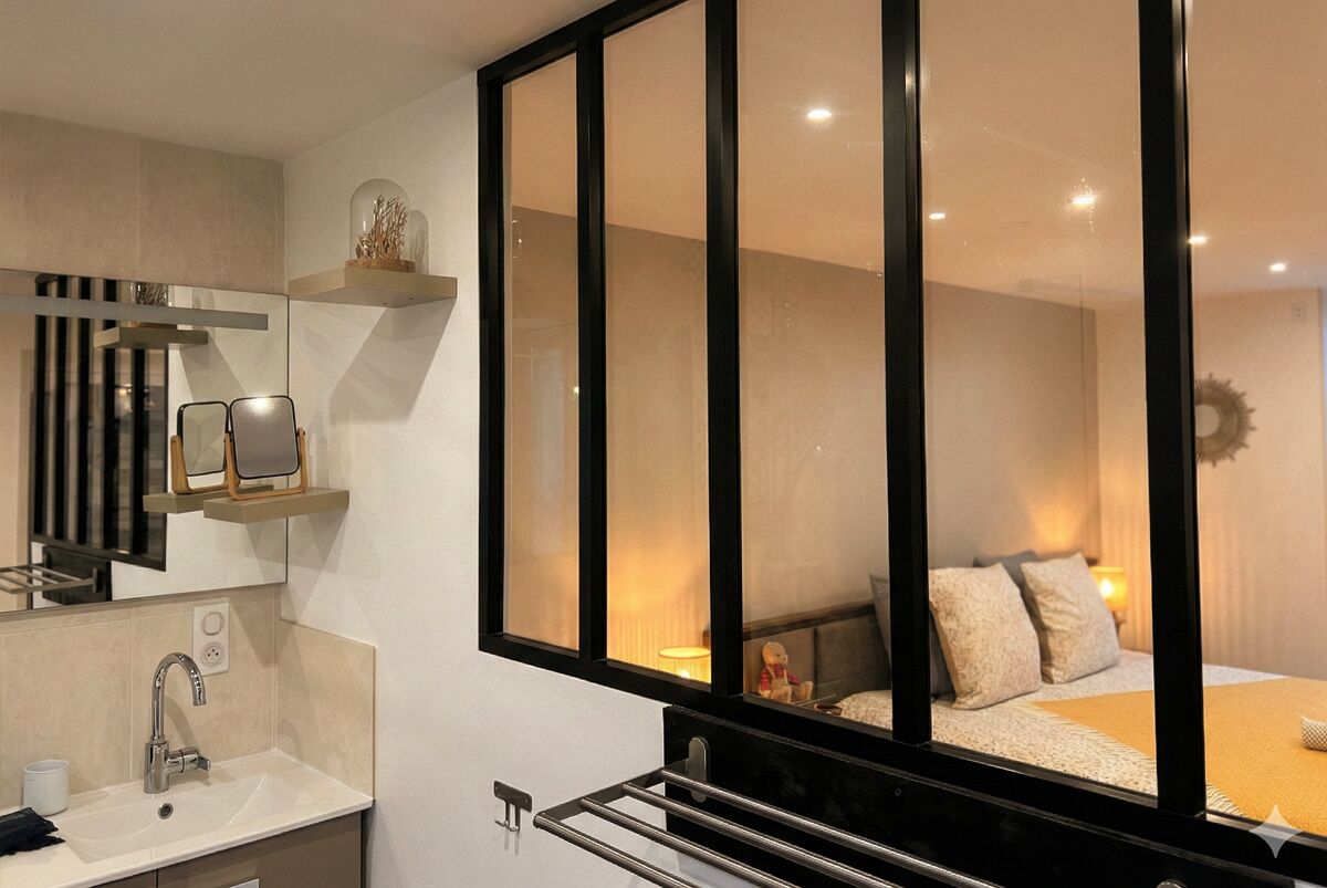 4 chambres, fer et planche à repasser, lit parapluie, Wi-Fi gratuit