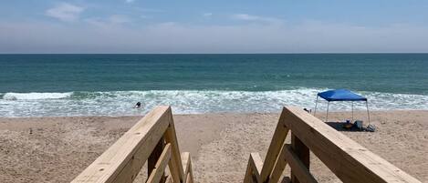 Beach nearby, sun-loungers
