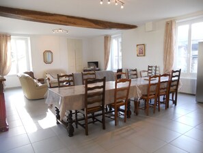 Dining - La ferme de deux Ifs (Rilly-sur-Vienne)