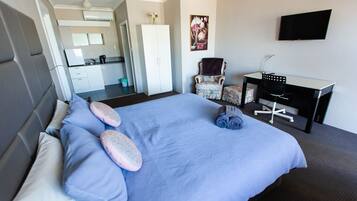 Bügeleisen/Bügelbrett, WLAN, Bettwäsche, Rollstuhlgeeignet