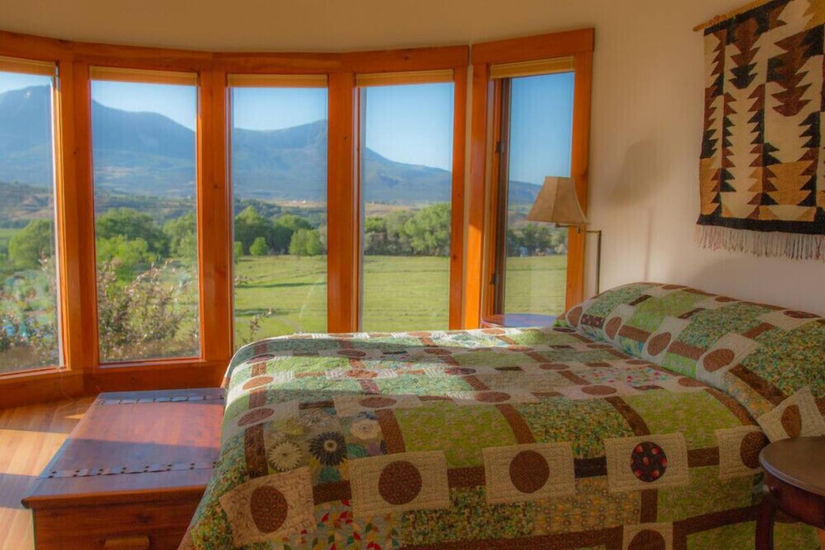 Mountain View Room | Laptop workspace, iron/ironing board (on request), free WiFi