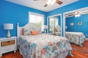 4 bedrooms, iron/ironing board, free WiFi, bed sheets