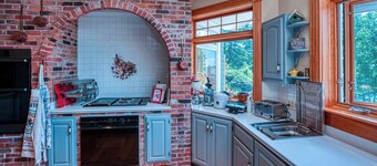 Cape Rosier, Maine 6 bedroom estate on Penobscot B