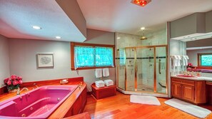 Bathtub - Cape Rosier, Maine 6 bedroom estate on Penobscot Bay. West views over Camden the hills (Brooksville)