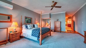 6 bedrooms, free WiFi, bed sheets - Cape Rosier, Maine 6 bedroom estate on Penobscot Bay. West views over Camden the hills (Brooksville)