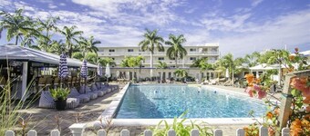 Comfy Condo 1bed/1bath nightly condo with pool