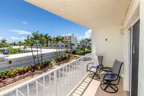 Uklassifisert bilde, 4 av 17, knapp