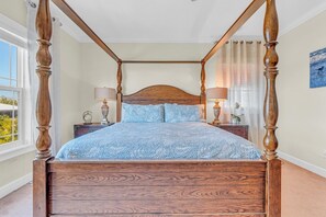 4 bedrooms, free WiFi, bed sheets - Casa De Tiki is a spacious 4-bedroom, 3-bathroom half duplex located just minutes from the stunning Sombrero Beach. (Marathon)