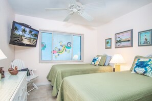 Unclassified image, 5 of 45, button