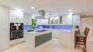 Unclassified image, 3 of 49, button