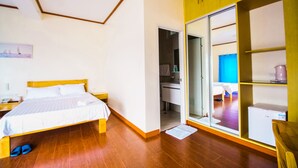 Unclassified image, 2 of 21, button - Dragon Bay Resort (Puerto Galera)