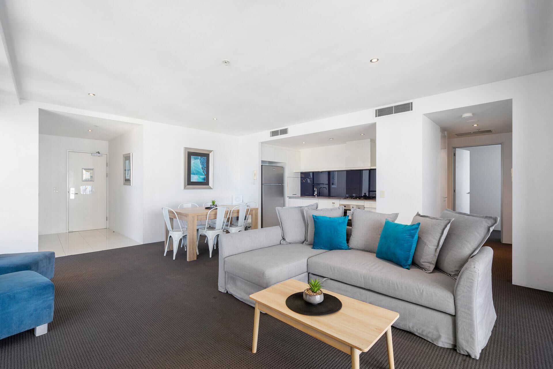 2 Bedroom Ocean View High Floor Family Unit — image 9