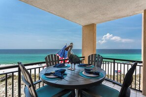 Unclassified image, 2 of 33, button