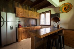 Fridge, microwave, coffee/tea maker, blender