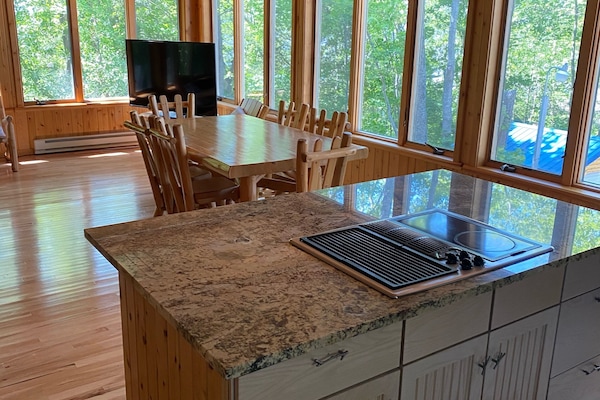 Kitchen/living area