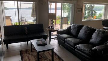 Smart TV, fireplace, books, offices