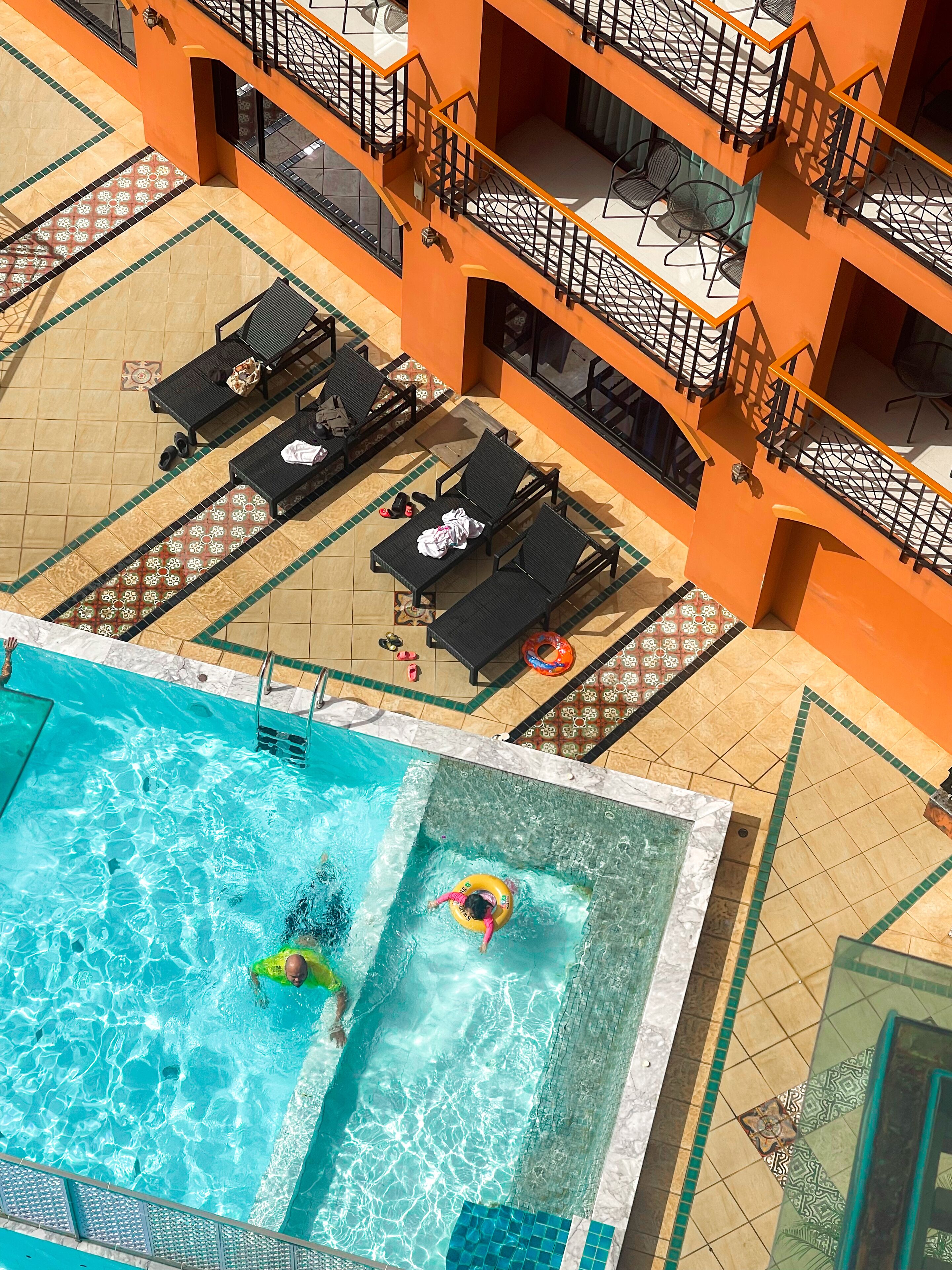 2 outdoor pools, open 7:00 AM to 9:00 PM, sun loungers