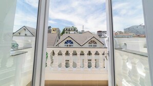 Luxury Double Room | Balcony view - Cherry House Dalat (Lam Vien - Da Lat)