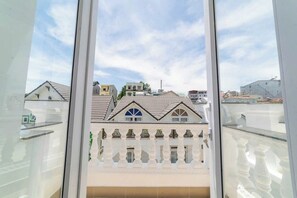 Luxury Double Room | Balcony view - Cherry House Dalat (Da Lat)