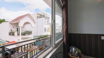 Double Room with Balcony | วิวเมือง