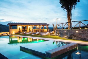 Alberca al aire libre 