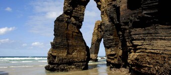 The Old Palace Tower, km zero of Cudillero, flavor of ancient times