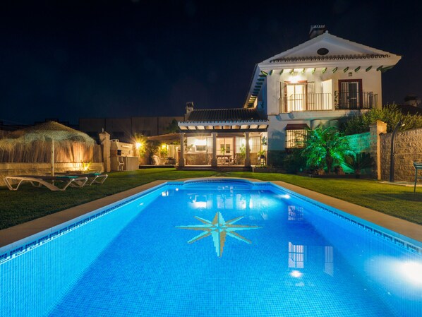 Pool - Cubo's Villa La Quinta / private pool / air conditioning / BBQ / free Wi-Fi (Alhaurín el Grande)