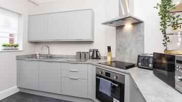 Fridge, microwave, oven, dishwasher