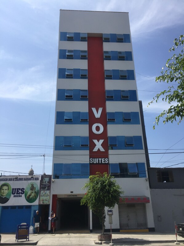 Fachada de la propiedad