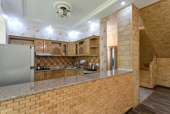 Fridge, microwave, oven, coffee/tea maker - Family Villa Gabala - Villa for rent in Gabala (Gabala)