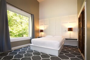1 bedroom, desk, iron/ironing board, WiFi - The Loft - Where Tranquility Meets Comfort (Columbus)