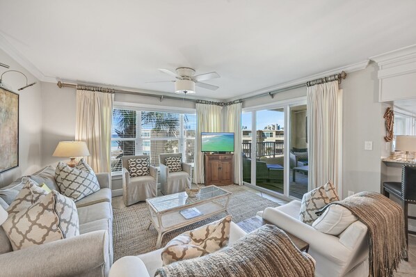 تلفزيون، كُتُب، مكتبة فيديو